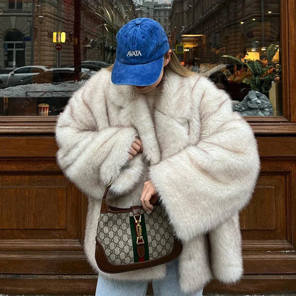 Neo Mint 2024 Winter Gradient Fur Coat - Trendy Oversized Fox Jacket for Girls