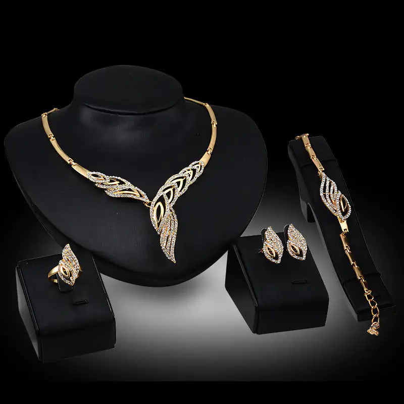 Gold Indian Jewelry Set