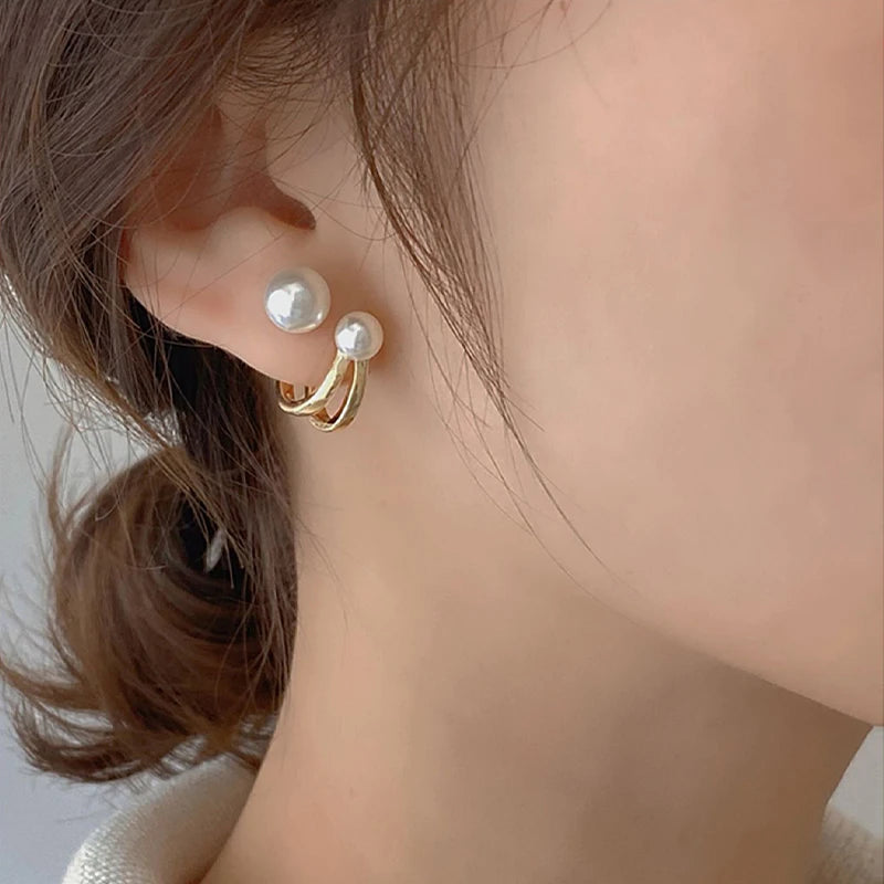 Retro Pearl Stud Earrings