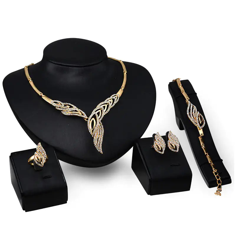 Gold Indian Jewelry Set